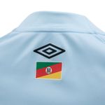 Camisa_Fem_Of2_2025_Torcedora_SN_Detalhe_Gola.jpg