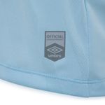 Camisa_Fem_Of2_2025_Torcedora_SN_Detalhe_Oficial.jpg