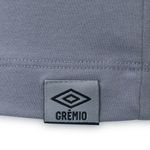 Camisa_Masc_Concentracao_2025_CnzPto_1292942_Detalhe_Etiqueta.jpg
