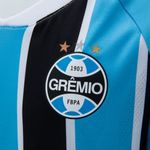 Camisa_Inf_Umbro_Of1_2025_1291890_Detalhe_Simbolo.jpg