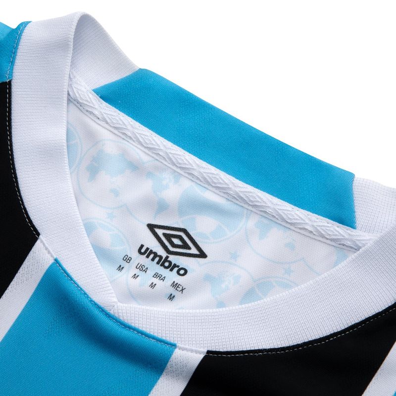 Camisa_Masc_Umbro_Of1_2025_Jogador_SN_1291863_Detalhe_Gola.jpg