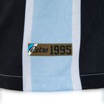 Camiseta_Masc_Retro_Renner_1995_1025097_Detalhe_Etiqueta.jpg