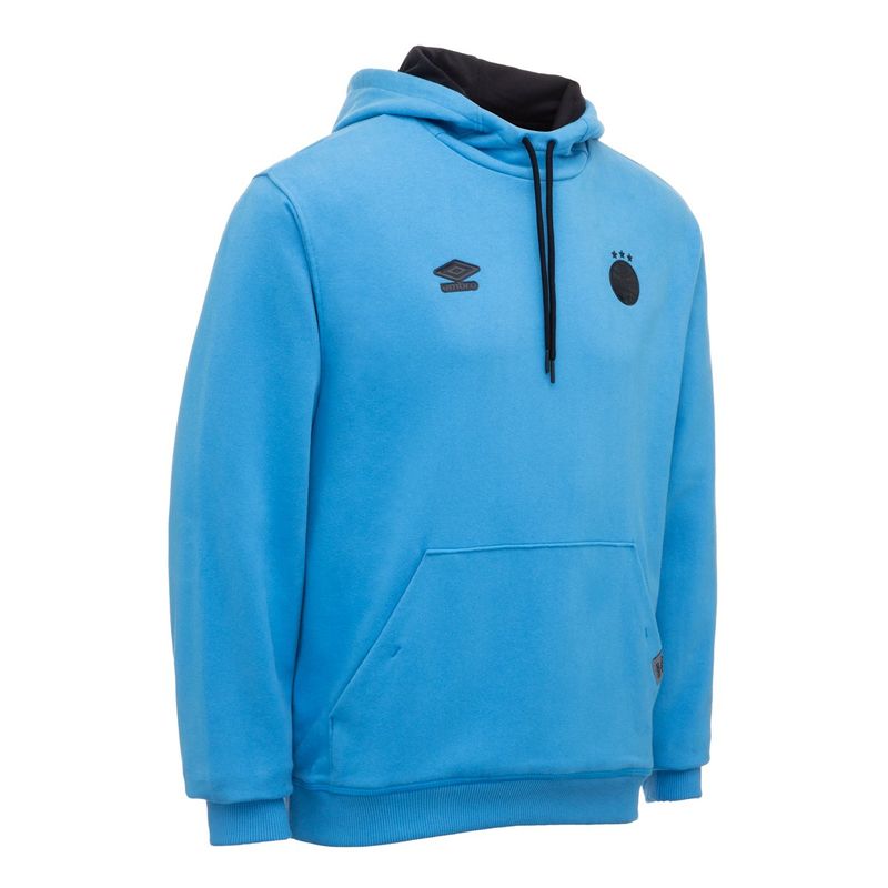 Blusao_Masc_Umbro_Viagem_2025_Lateral2.jpg