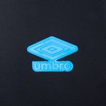 Calca_Masc_Viagem_2025_PretoCeleste_1292960_Detalhe_Umbro.jpg