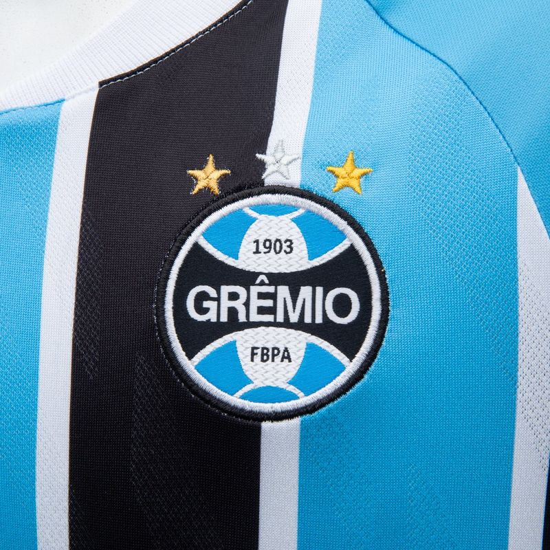 Camisa_Juv_Umbro_Of1_2025_1291888_Detalhe_Simbolo.jpg